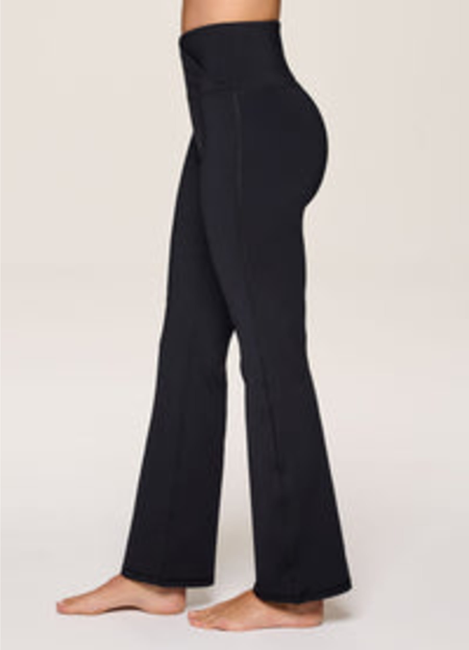Crossover Ultra Hold Flare Legging - RBX Active