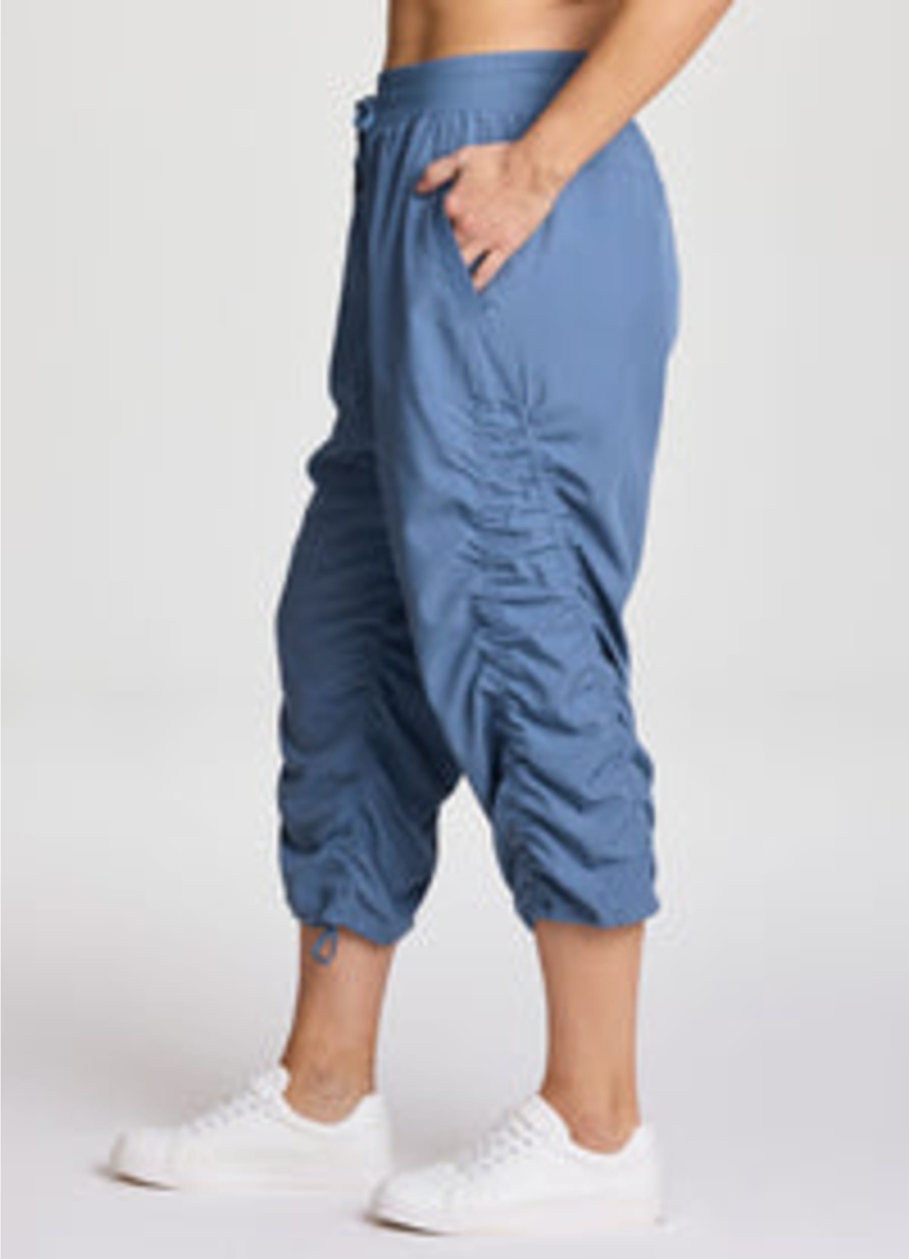 Plus Lumen Lightweight Capri Pant - RBX Active