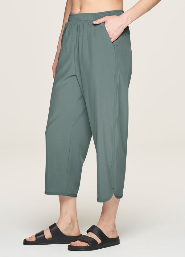Gabby Weekend Wide Leg Capri - null