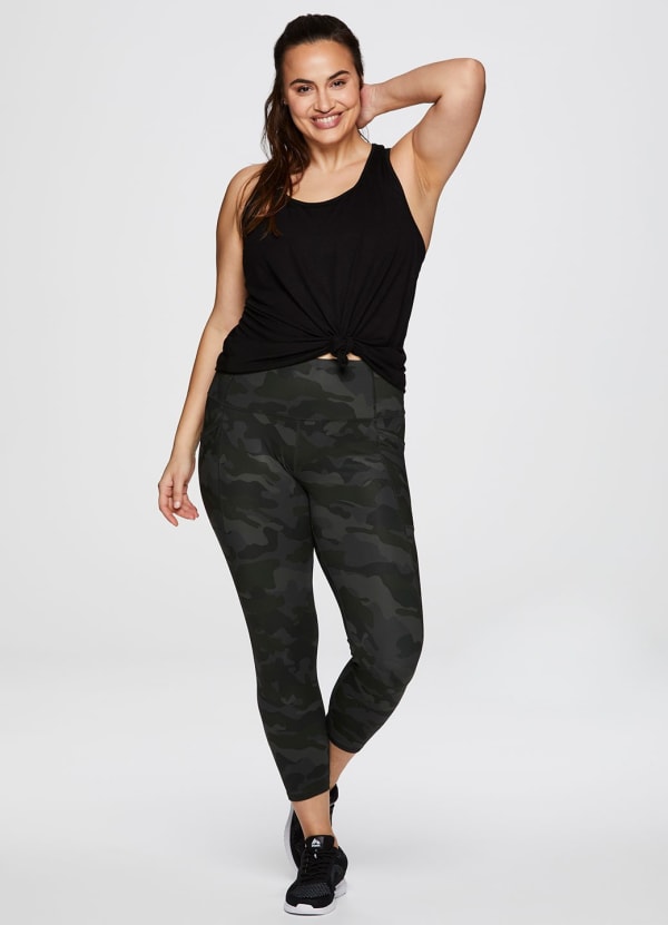 Curve Camo Workout Outfit