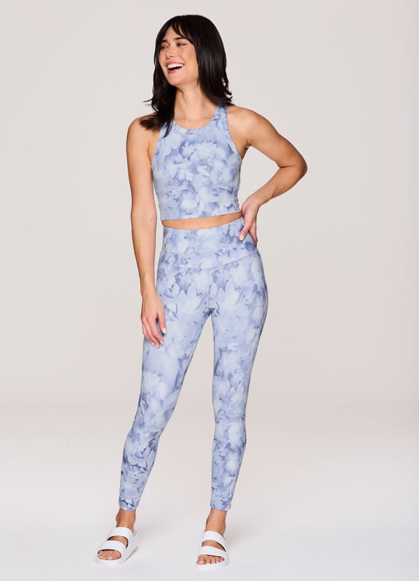 Zen Aster Outfit