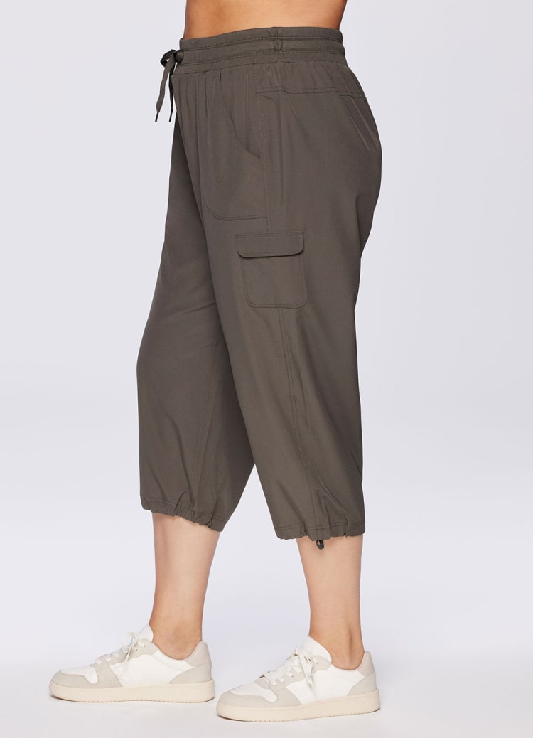 Cargo Plus Size Capris in Plus Size Pants 