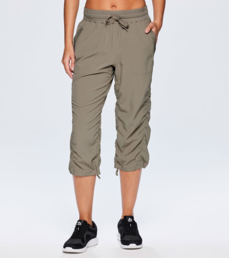 Lumen Lightweight Capri Pant